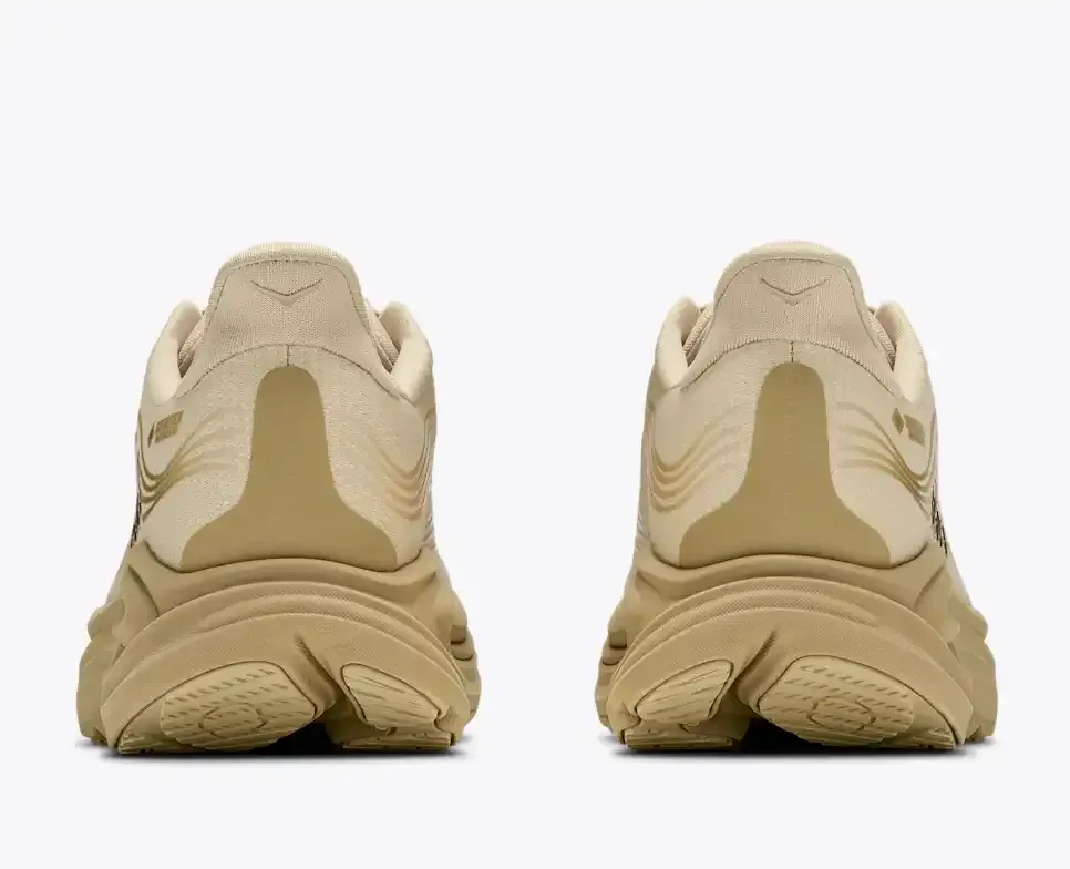 HOKA Clifton 11 GORE-TEX® Barley Flour